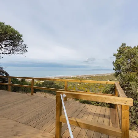 Cozy Retreat Near Lisbon With Sea View Διαμέρισμα