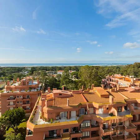 Cozy Retreat Near Lisbon With Sea View * Αλμάδα