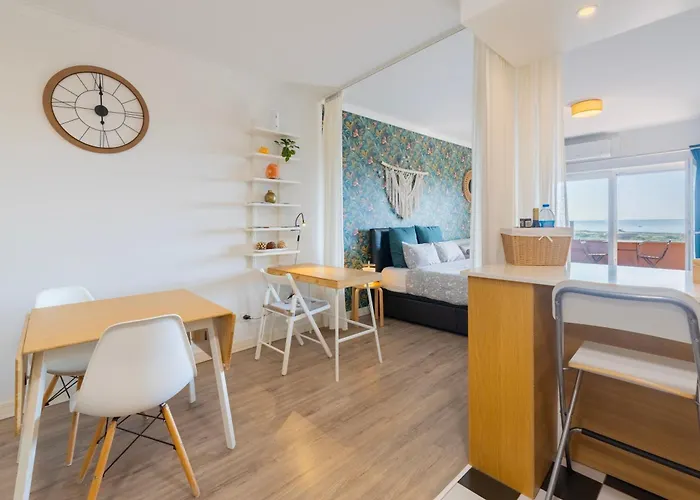 Appartamento Cozy Retreat Near Lisbon With Sea View *